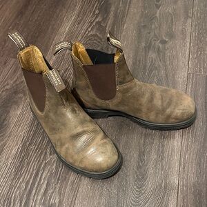 Blundstones brown Chelsea boot AU 7 USA 10